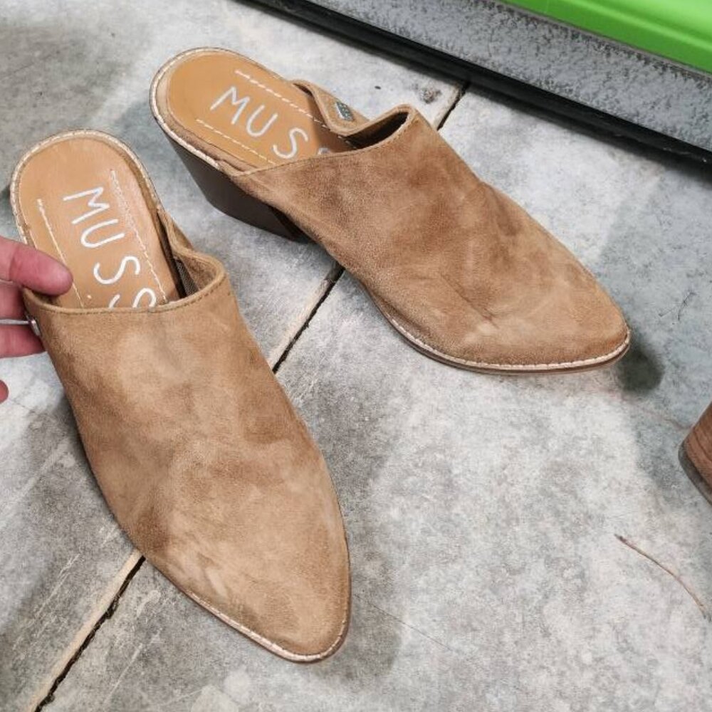 Musse mules, womens shoes, fits size 8